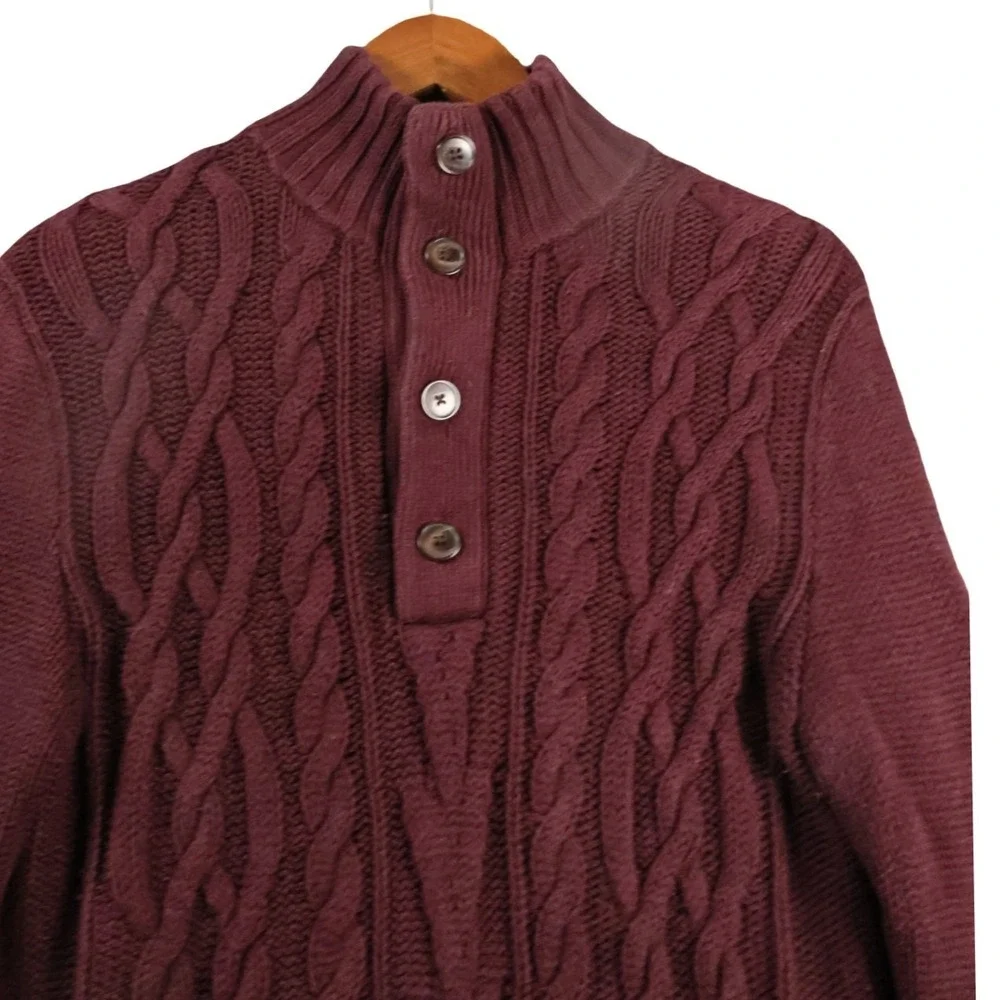Banana Republic Men's Burgundy Cable Knit Mock Neck Henley Sweater S 100% Cotton